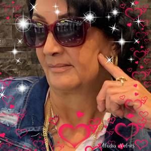 Meet your Posher, Odalis